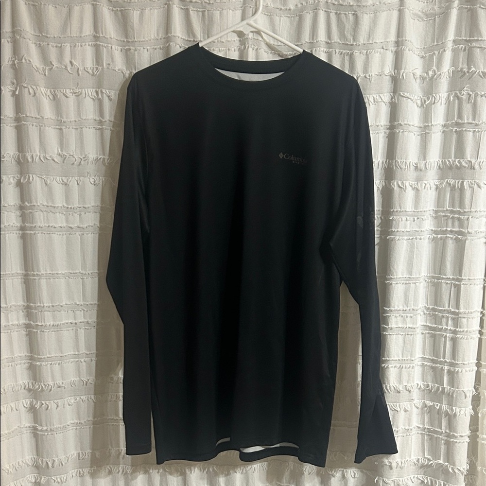 Columbia Men's Black Long Sleeve PFG tee. Large